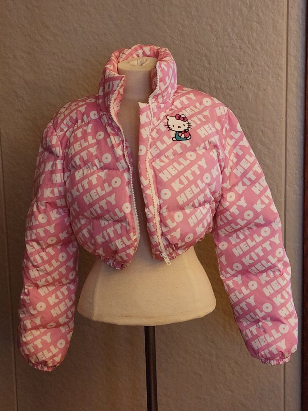 Hello kitty cropped pink jacket